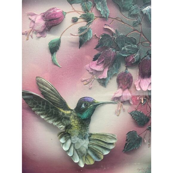 Vintage Crystal Skelley 3D Fushia Hummingbird Framed Art Signed Shadow Box - Picture 9 of 9